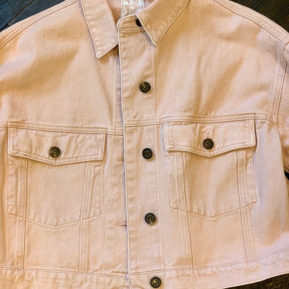 Sadie & Sage Cropped Jean Jacket - Picture 3 of 6